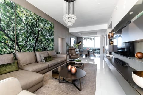 Sophisticated Modern Gem with Unreal Ocean Views House in Sunny Isles Beach