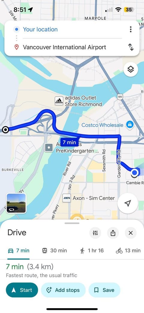 Vancouver airport 7mins away joy room Vacation rental in Richmond