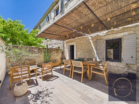 Property building, Balcony/Terrace