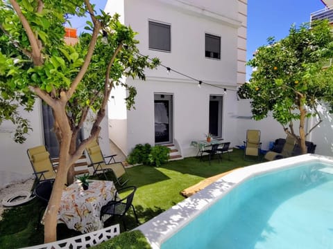 Garden, Garden view, Pool view, Swimming pool