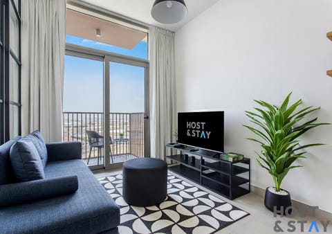 TV and multimedia, View (from property/room), Balcony/Terrace, Living room, Seating area