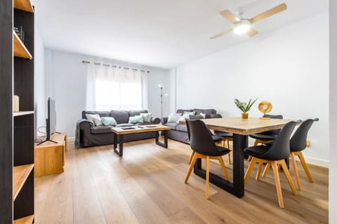 TV and multimedia, Living room, Dining area