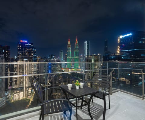 View (from property/room), City view