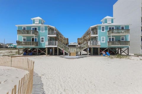 Sunrise Village 215- 2BR 1BA gulf front sleep 6 House in West Beach