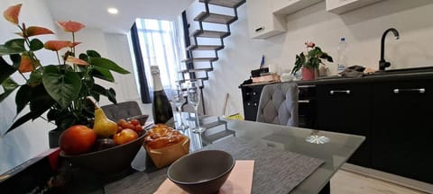 Kitchen or kitchenette, Food and drinks, Food