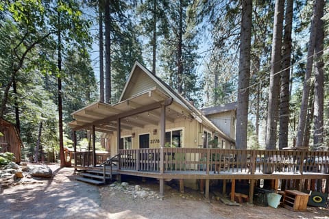 4BR Family-Friendly Mountain Home House in Dorrington
