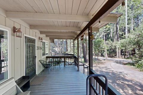 4BR Family-Friendly Mountain Home House in Dorrington