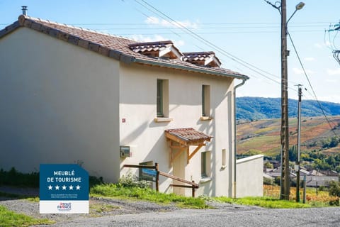 Property building, View (from property/room), View (from property/room), Garden view, Landmark view, Landmark view, Mountain view, Mountain view, Sunrise, Quiet street view