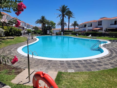 Garden, Swimming pool
