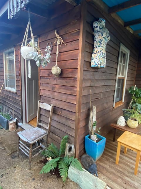 Property building, Patio, Facade/entrance, Garden view