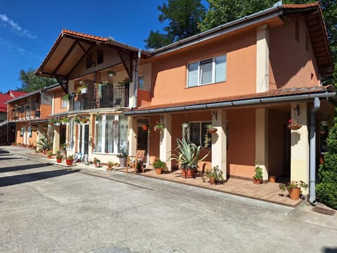 Property building, Street view