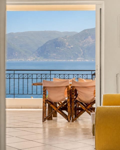 Balcony/Terrace, Living room, Seating area, Mountain view, Sea view