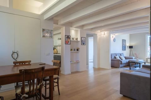 Luxury Penthouse in the heart of Bologna Apartment in Bologna