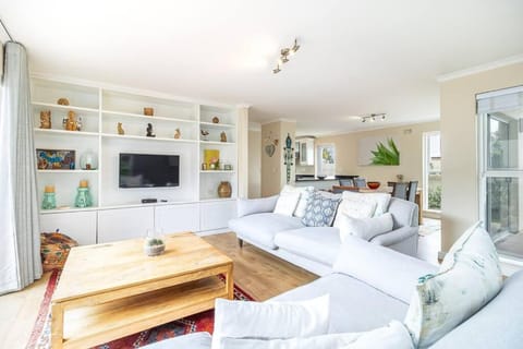 3 Bedroom Family Home, HoutBay, Cape Town, South Africa House in Cape Town