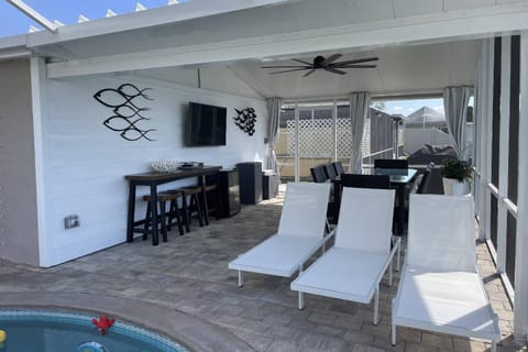 Infinity Retreat House in Bayonet Point