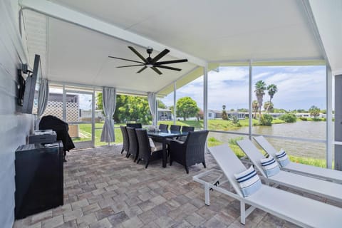 Infinity Retreat House in Bayonet Point