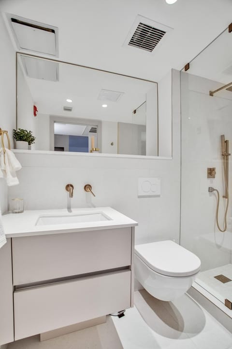 Vonder Miami Beach - Unit 2 Hotel in South Beach Miami