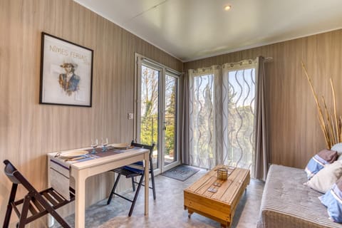 Maison Greenkub House in Provence-Alpes-Côte d'Azur