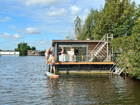 Property building, Natural landscape, Activities, Lake view, River view