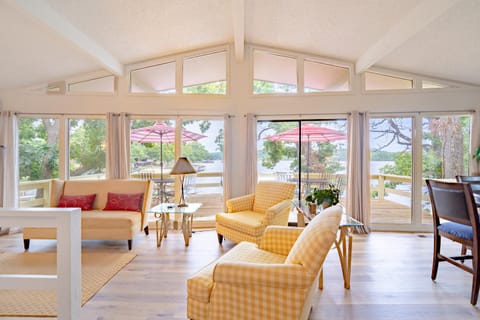 Vacation Home Mallard Water Front two king beds House in Lake of the Ozarks