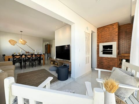 BBQ facilities, Living room, Dining area