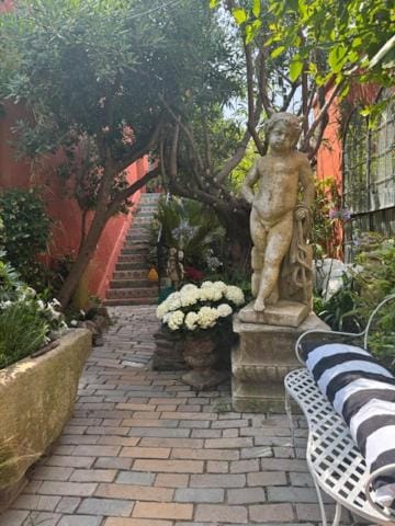 Villa Romana Bed and Breakfast in Saint-Tropez