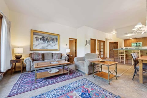 The Borders Lodge - Lower Borders 114 Apartment in Beaver Creek