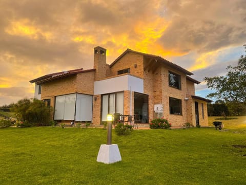 Property building, Spring, Natural landscape, Garden
