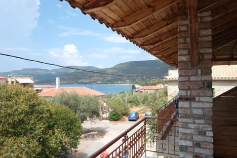 View (from property/room), Balcony/Terrace, Sea view, Street view