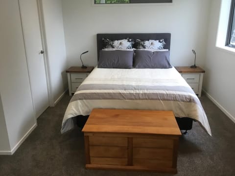 The Tropical Studio 50B Apartment in Northland