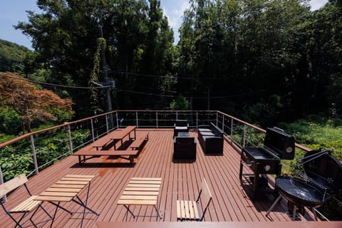 BBQ facilities, Balcony/Terrace