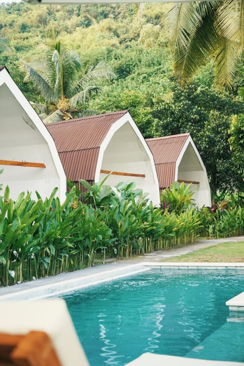 Property building, Pool view