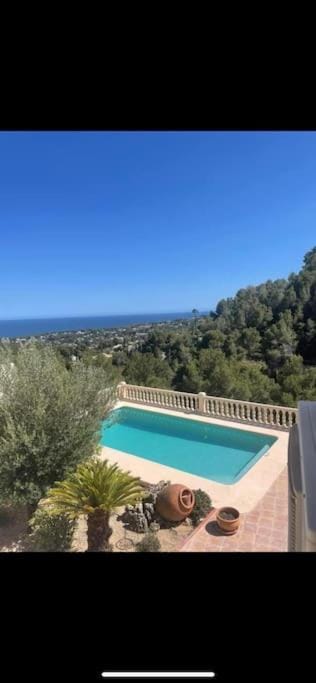 Natural landscape, Balcony/Terrace, Pool view, Sea view, Swimming pool, sunbed
