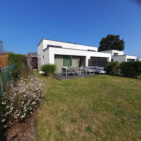 Garden, Balcony/Terrace