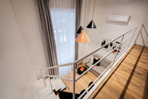 Living room, Seating area, air conditioner