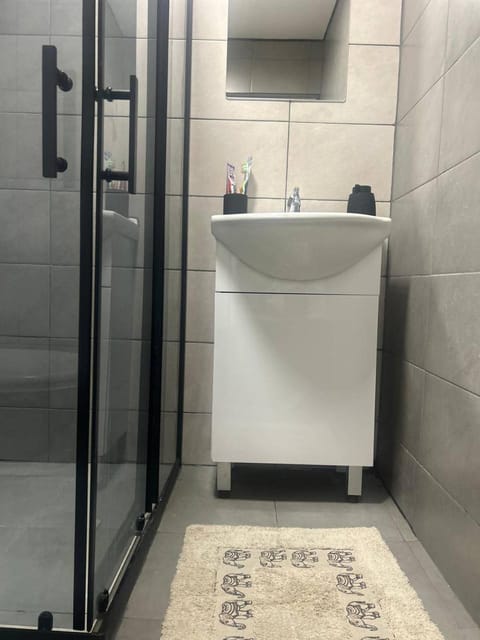 Pirotska Cozy Room Apartment in Sofia