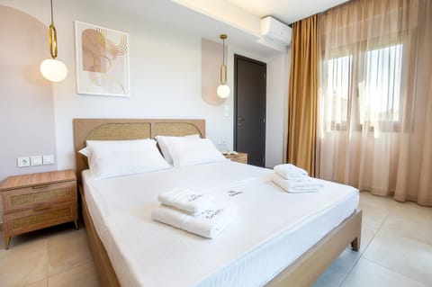 SerèNova Luxury Suites Apartment hotel in Limenaria