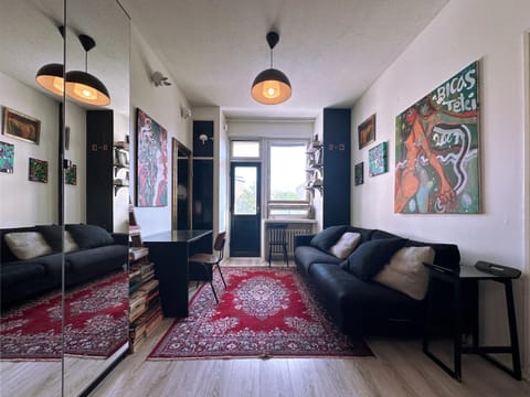 View (from property/room), Balcony/Terrace, Living room, Seating area, City view, internet, wardrobe