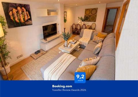Communal lounge/ TV room, TV and multimedia, Living room, Seating area
