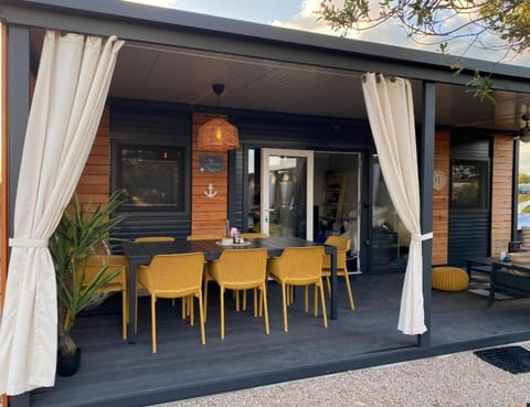 Day, Balcony/Terrace, Seating area