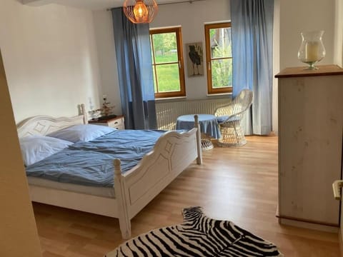 Großzügige, helle 3,5 Zimmer Wohnung Apartment in Albstadt