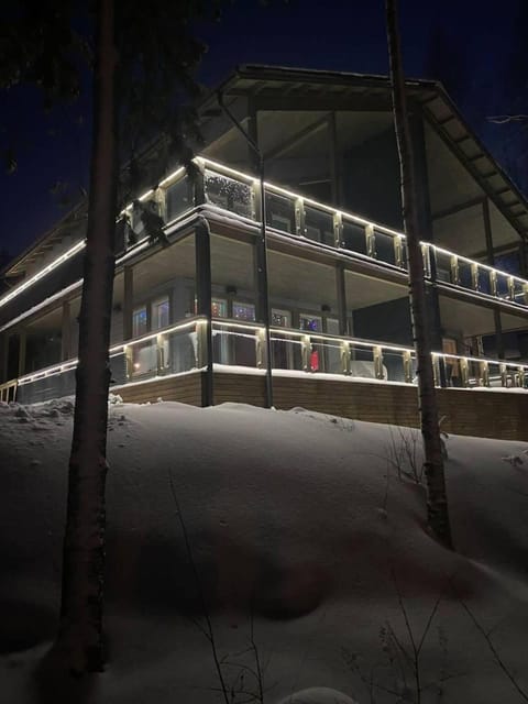 Property building, Winter