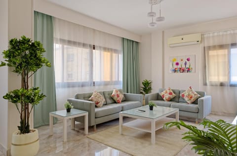 Living room, Seating area, air conditioner