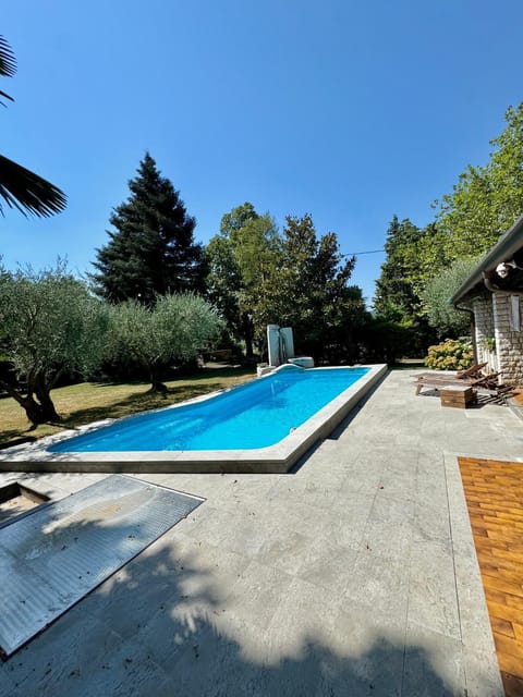 Day, Garden view, Pool view, Swimming pool, sunbed