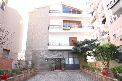 Property building, Day