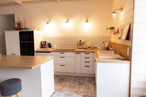 cancaleloca House in Cancale