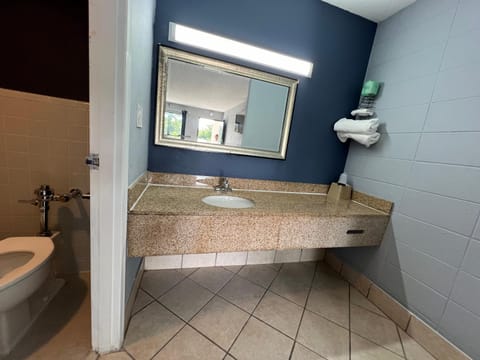 Crown Inn Hotel in Cartersville