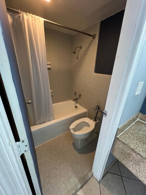 Crown Inn Hotel in Cartersville