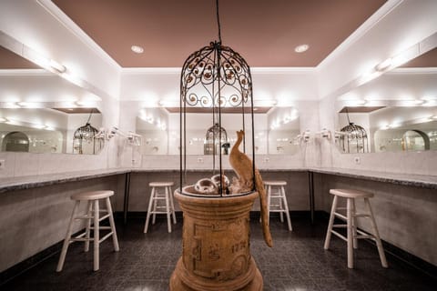 Property building, Bathroom