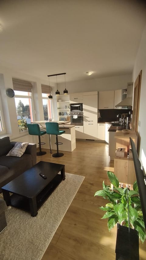 Living room, kitchen, kitchen